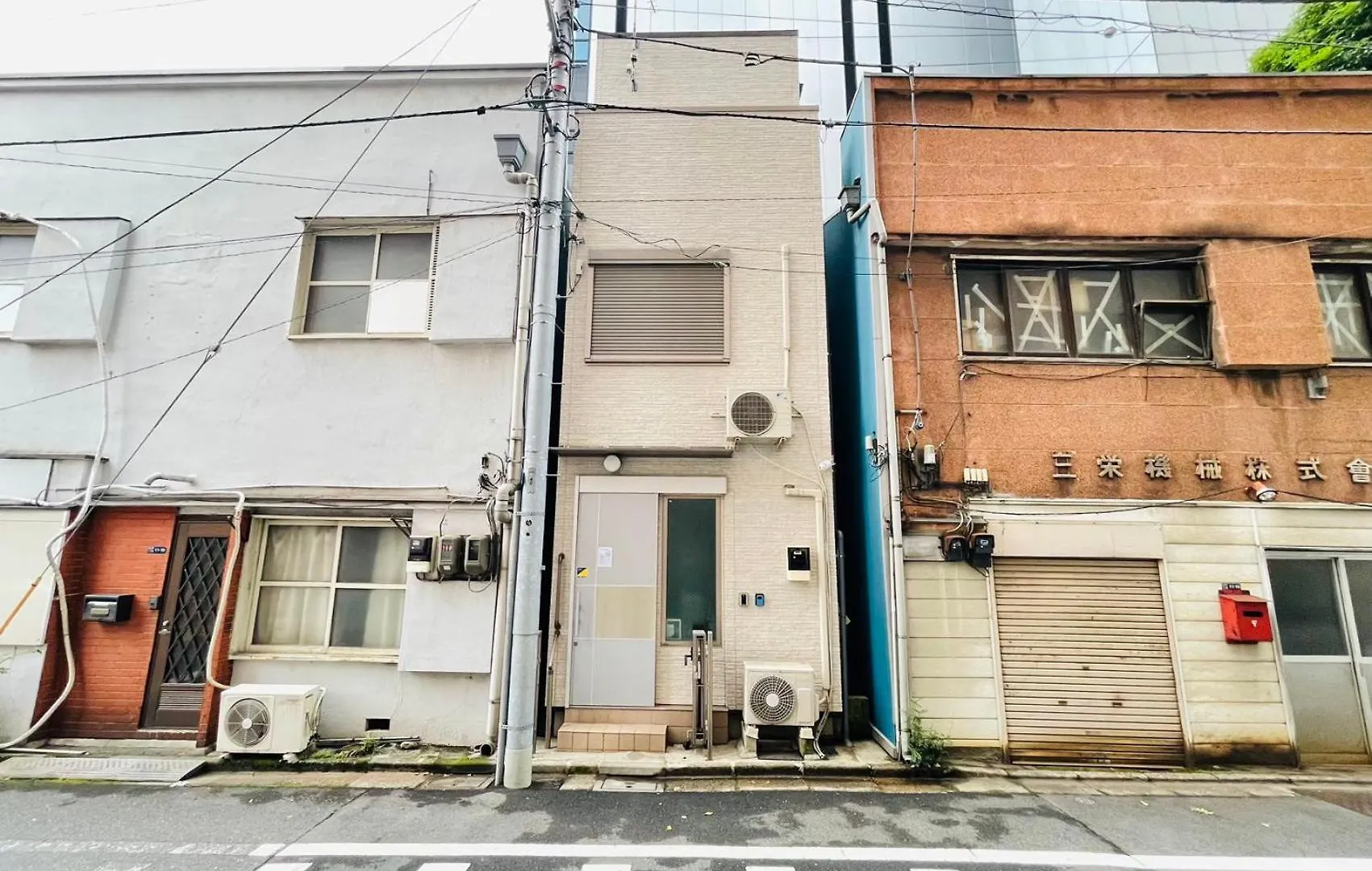 Fang-Shibadaimon-House Aparthotel Tokyo Japan